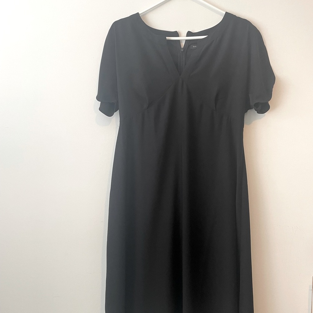 Banana Republic Black Knee-length Dress with Cute Sleeve Details